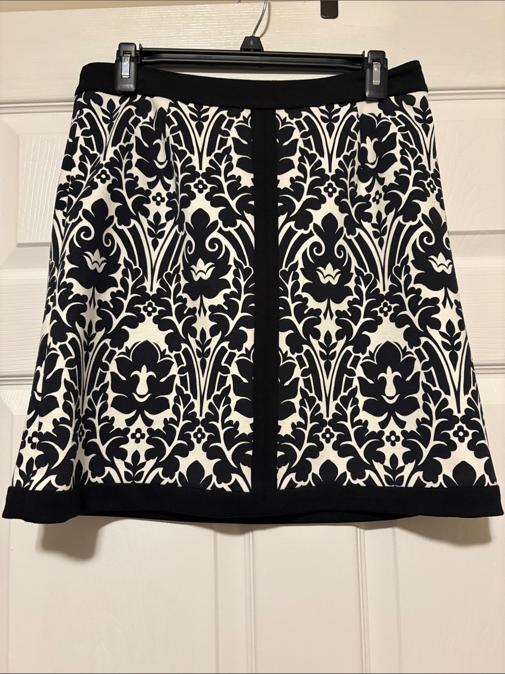 Laundry Black & White Damask A-Line Skirt in Size 6